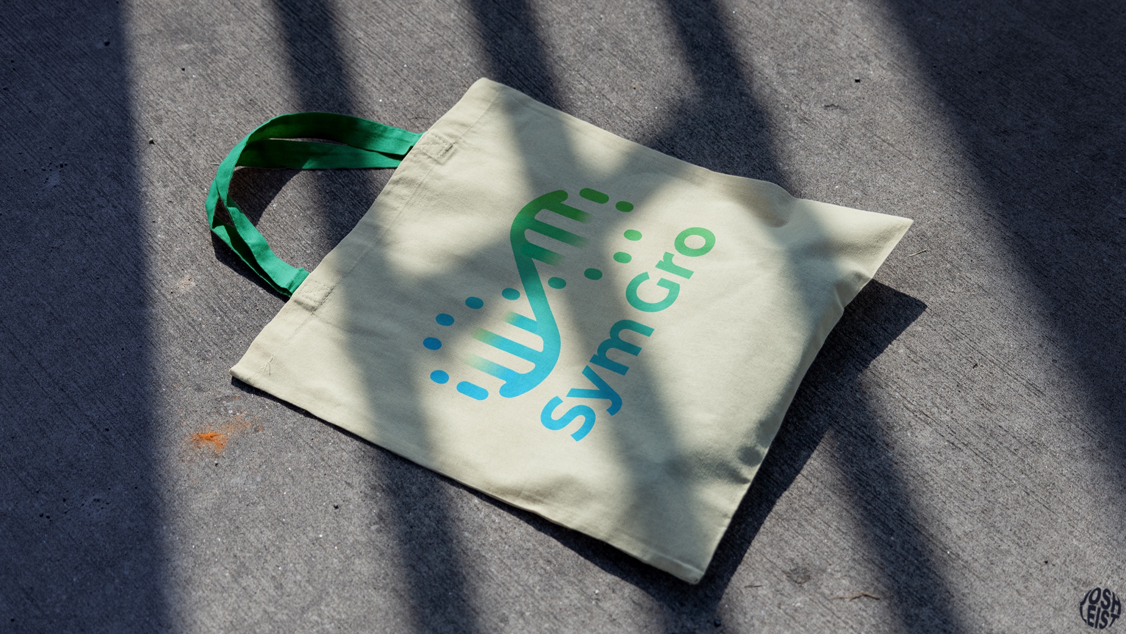 SymGro identity applied to a tote bag